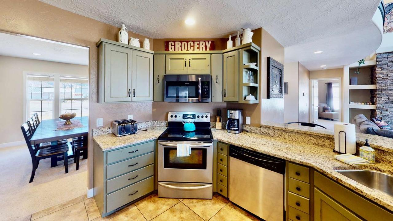 Moab Desert Home, 4 Bedroom Private House, Sleeps 10, Pet Friendly Exteriör bild